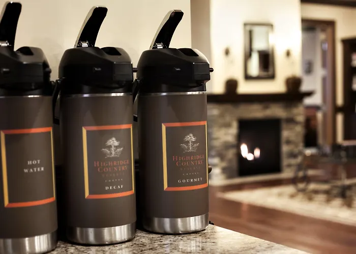 Country & By Radisson, Stockton, Il 3* Stockton