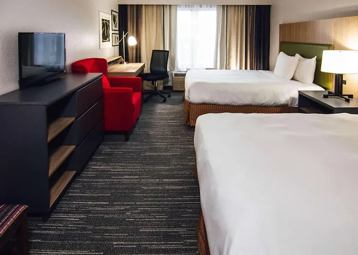Country & By Radisson, Stockton, Il Hotel